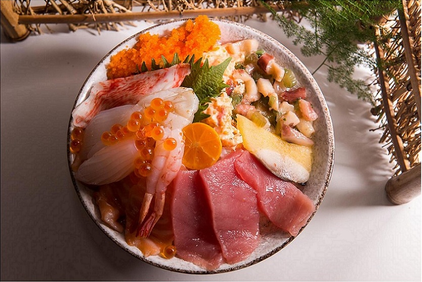 海鮮總匯丼飯